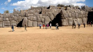 gigantic walls at sacsayhuaman inca temple